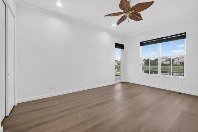  Residence photo 32