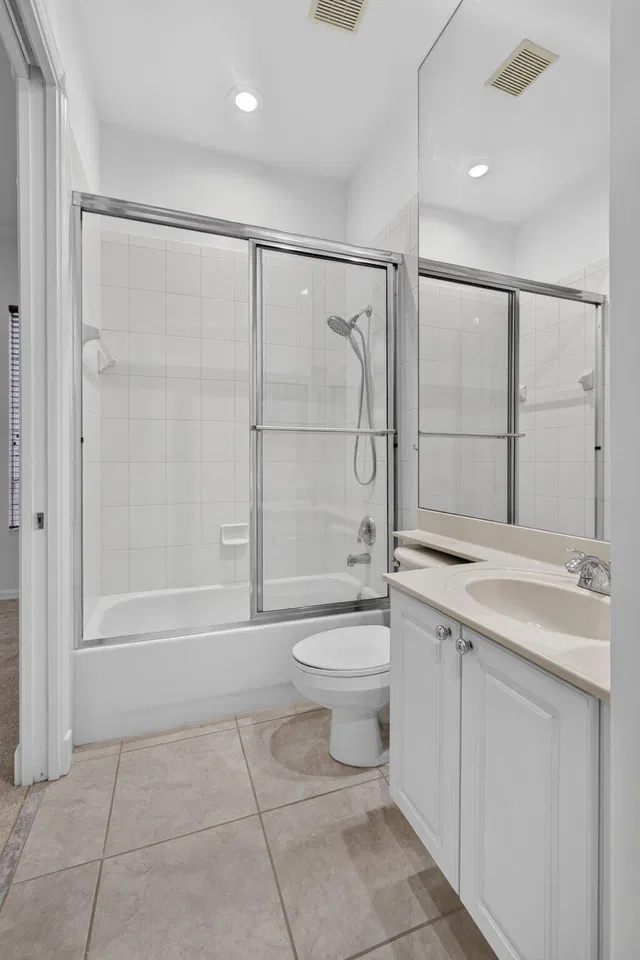  Residence photo 50