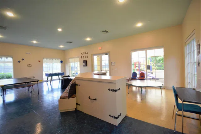  Residence photo 87