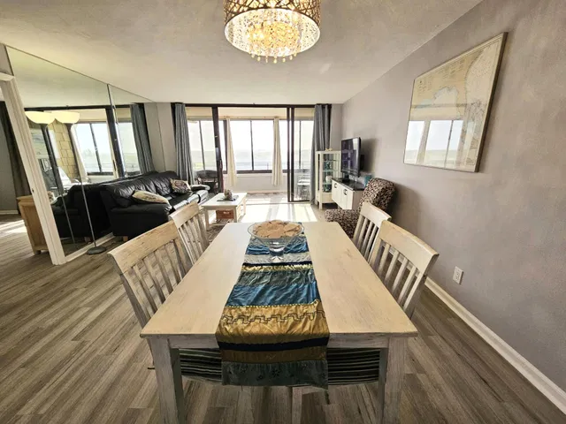 Unit 411 photo 12