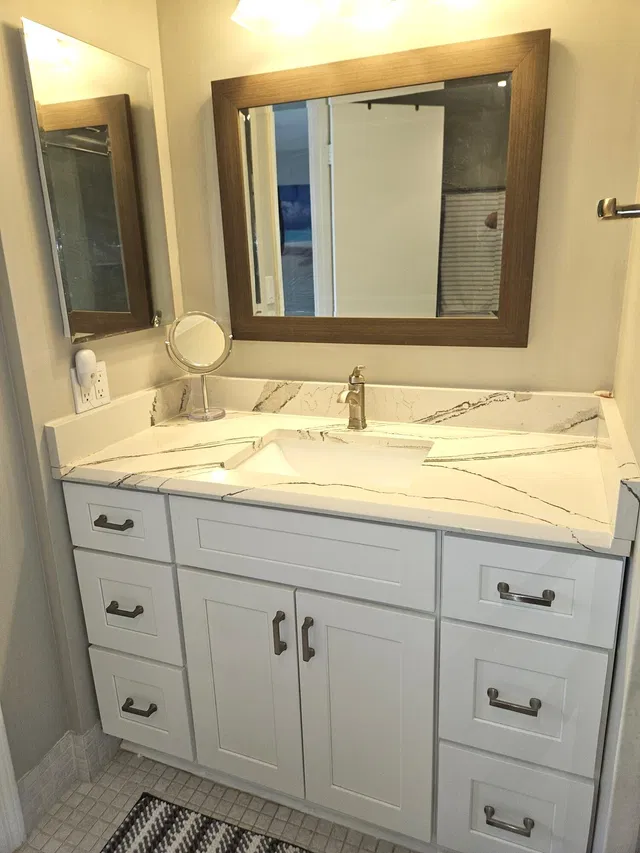 Unit 411 photo 28