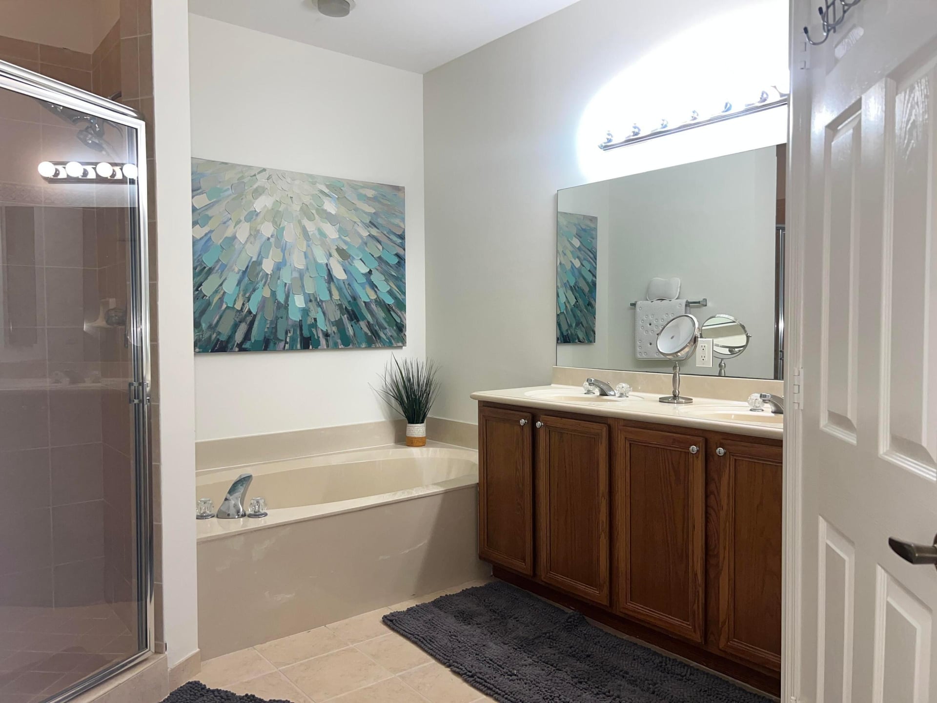 Residence photo 12