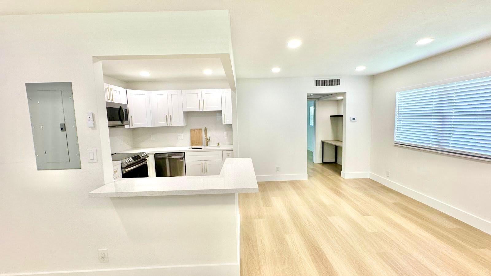 Residence photo 3