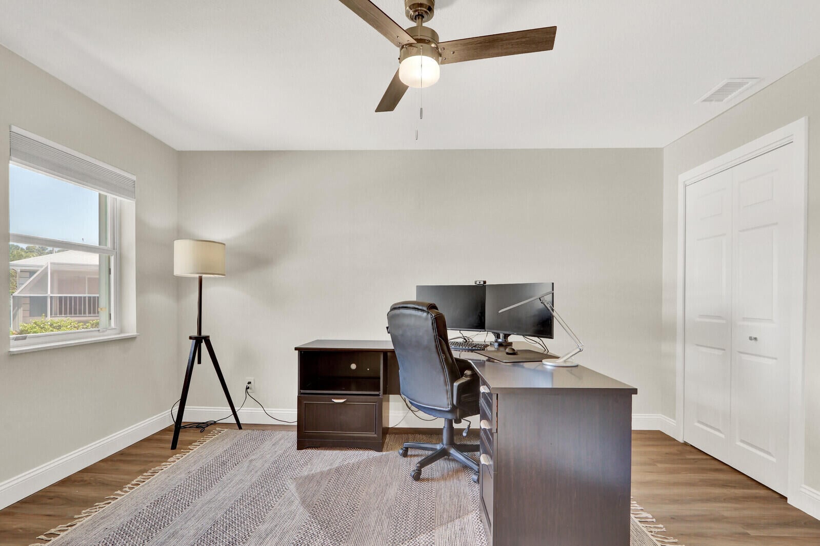 Residence photo 8