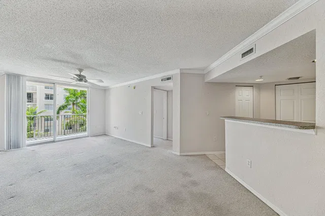 Flagler Pointe Unit 631 photo 4