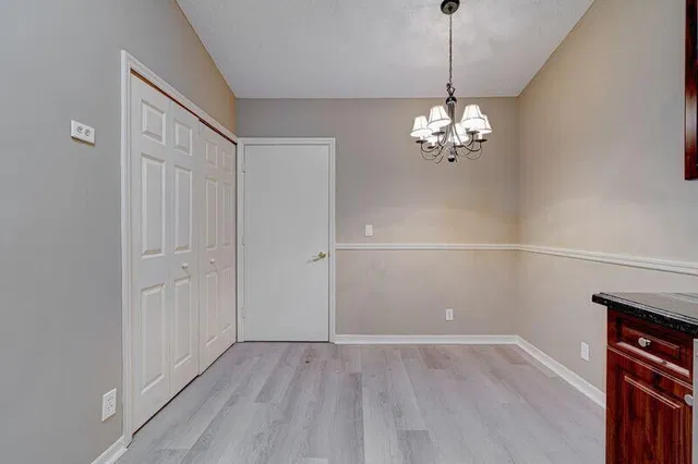 Residence photo 9