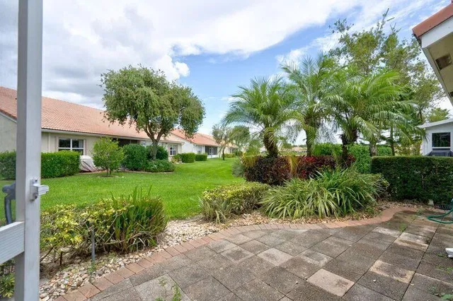 Residence photo 23