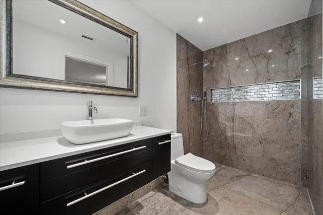 Residence photo 14