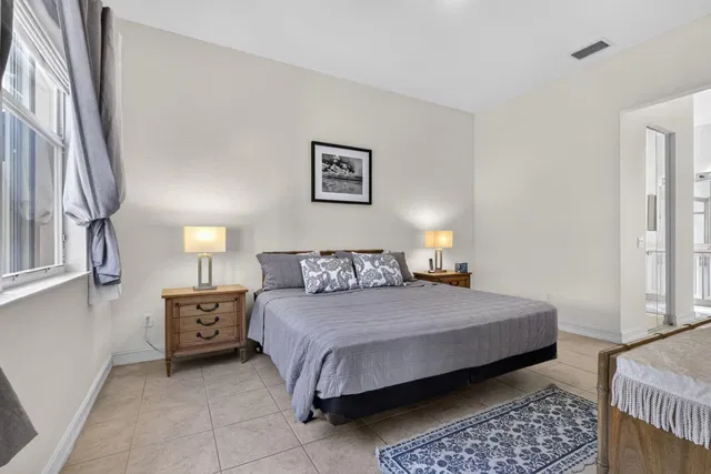 Residence photo 15