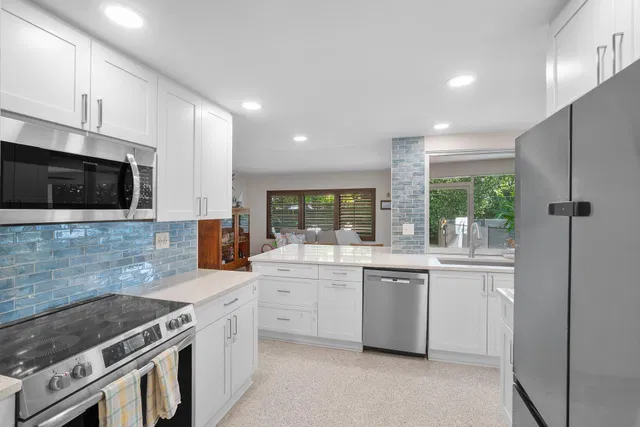 Residence photo 11