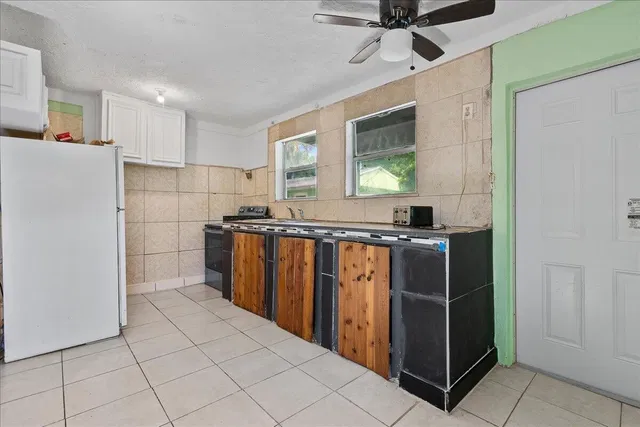 Residence photo 9