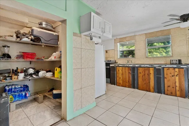Residence photo 11