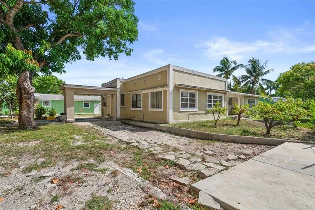 Residence photo 13