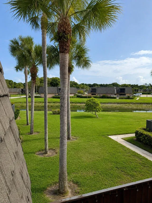 Residence photo 15