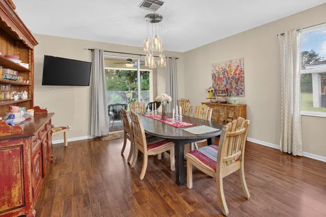 Residence photo 14