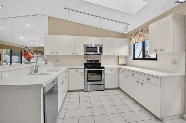 Boca West Country Club Residence photo 17