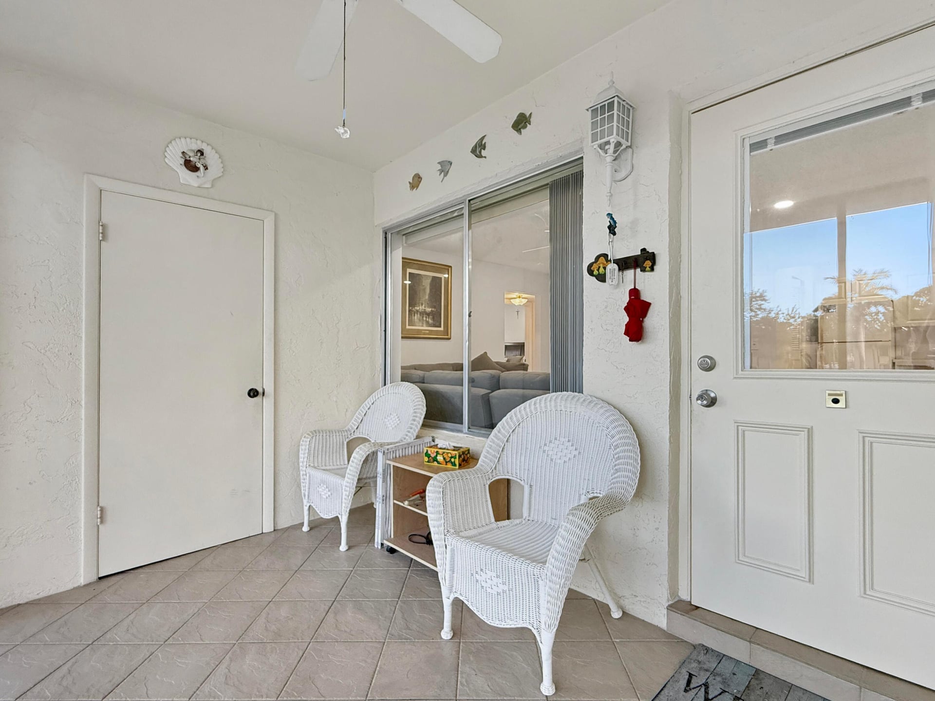 Unit C2 photo 11