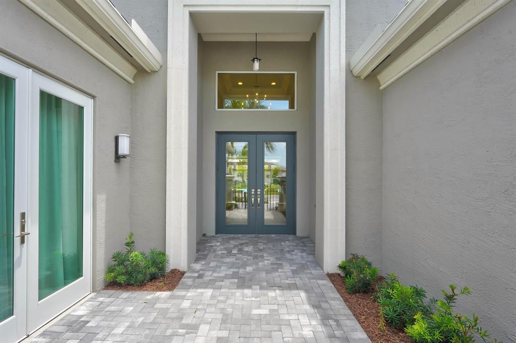 Residence photo 3