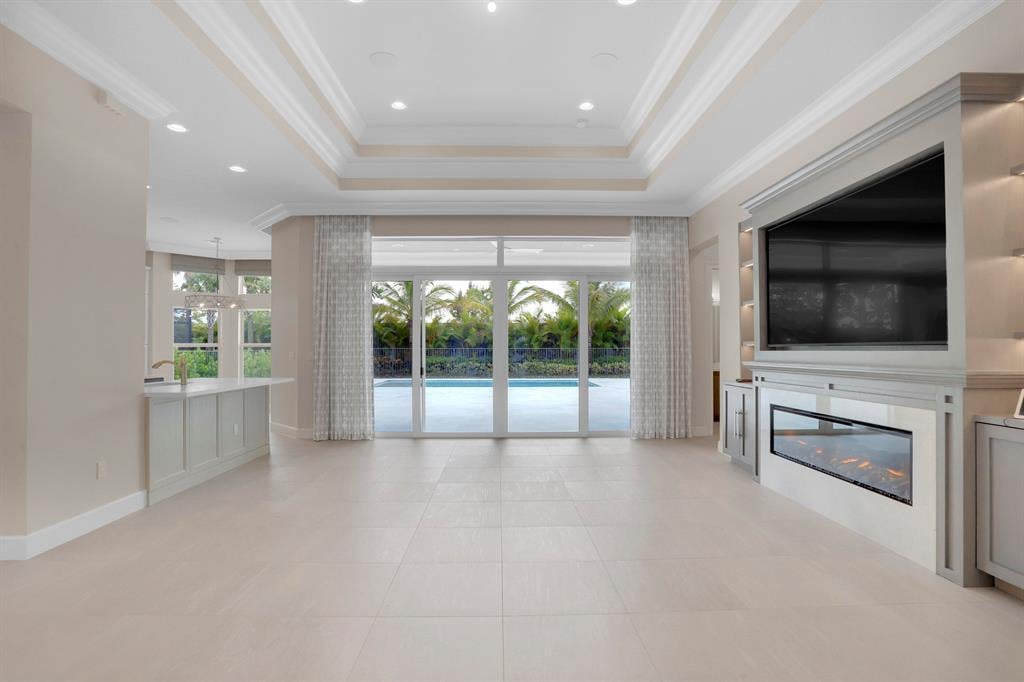 Residence photo 5