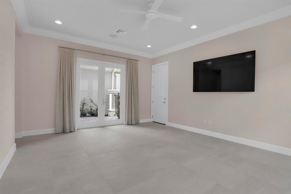 Residence photo 11