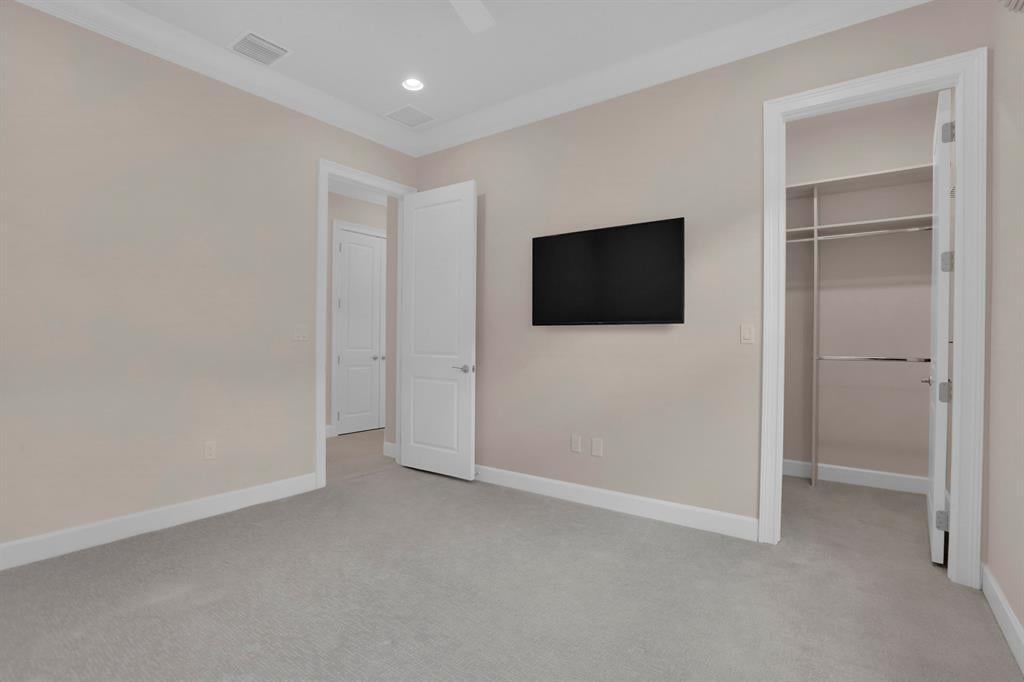 Residence photo 14