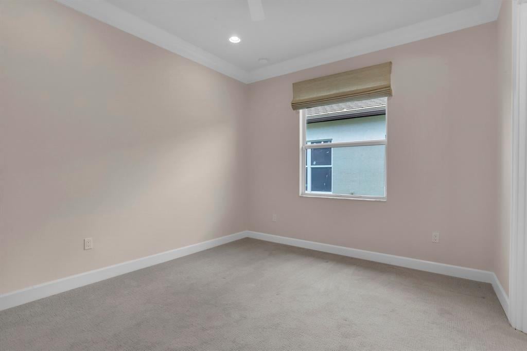 Residence photo 21