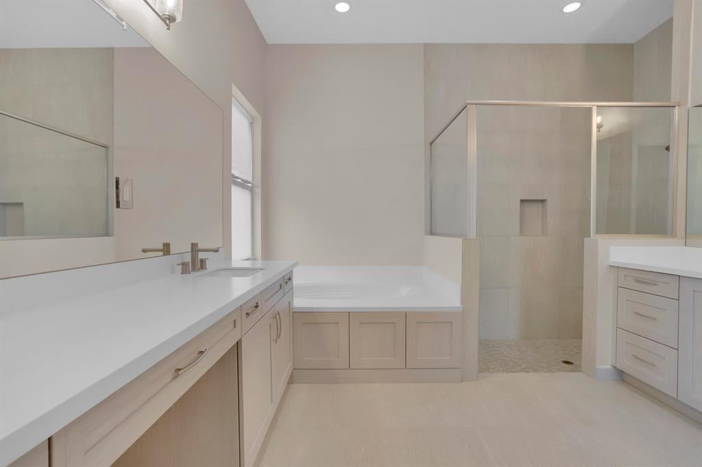 Residence photo 25