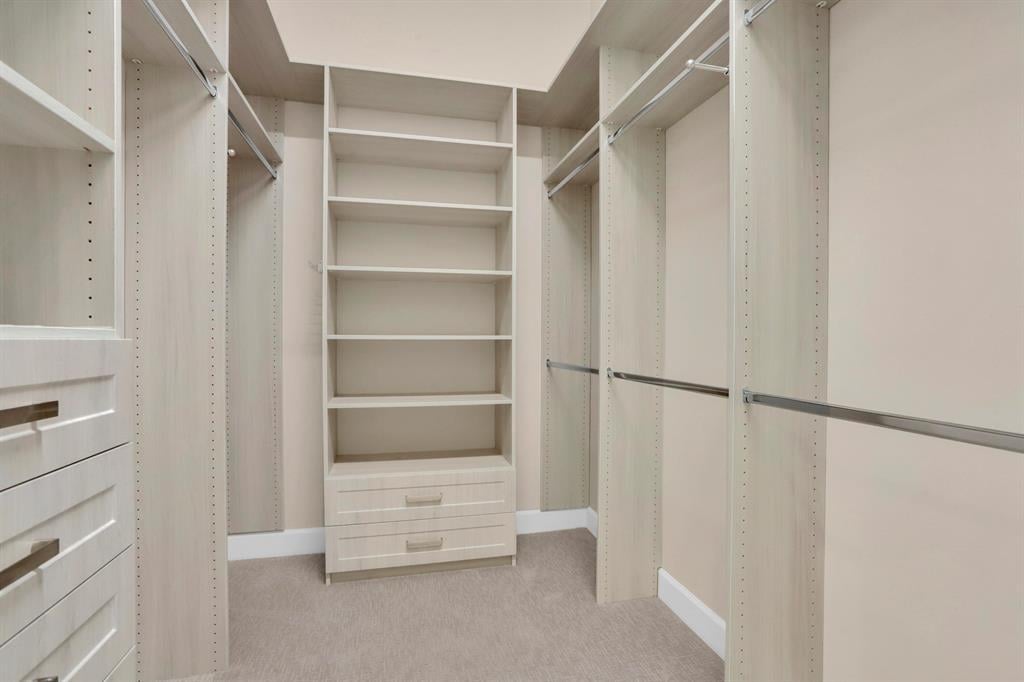 Residence photo 30