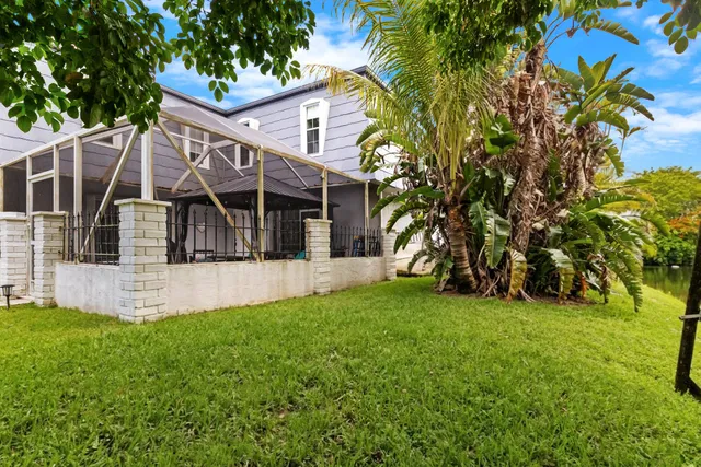 Residence photo 37