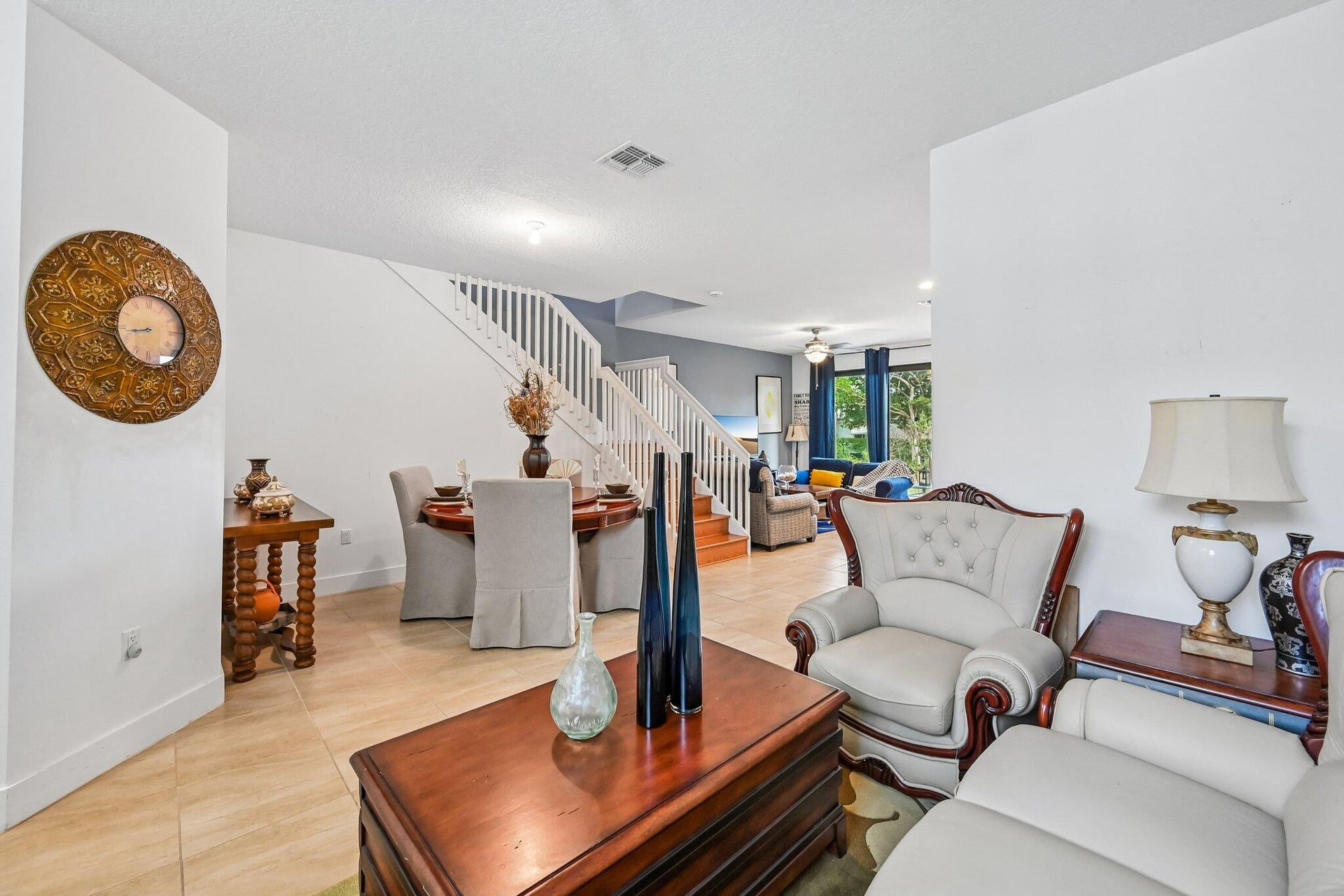 Residence photo 2