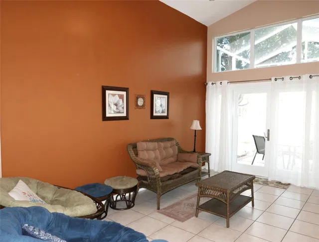 Residence photo 10