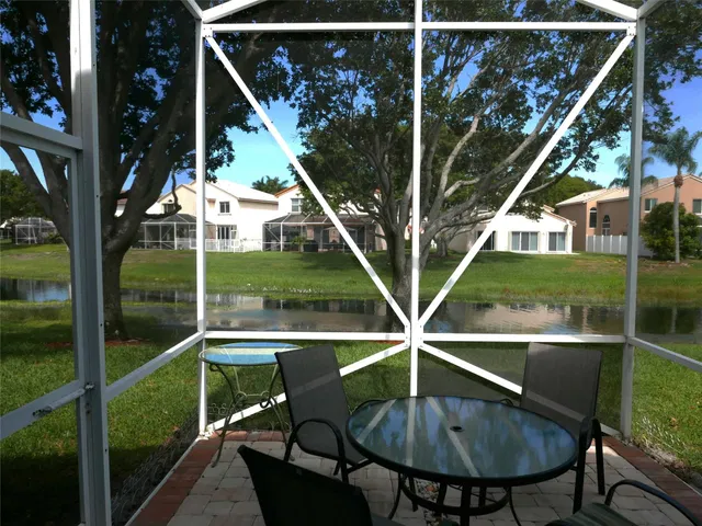 Residence photo 13