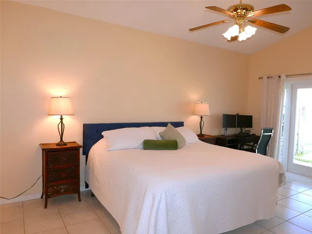 Residence photo 15