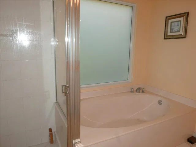 Residence photo 20