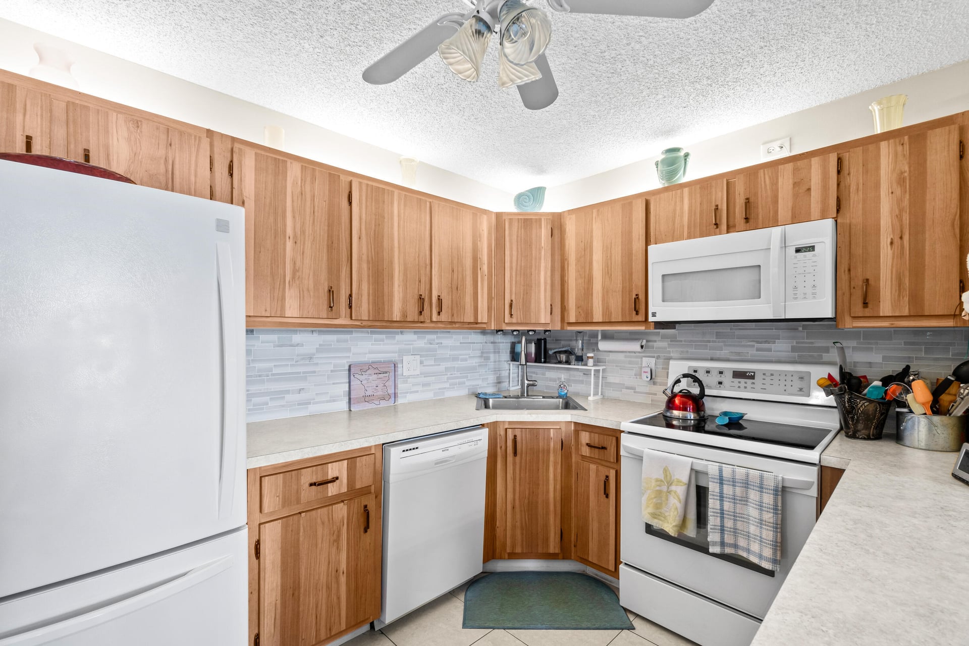 Unit A-2 photo 8