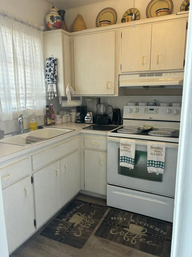 Boca Raton Unit 0023 photo 3