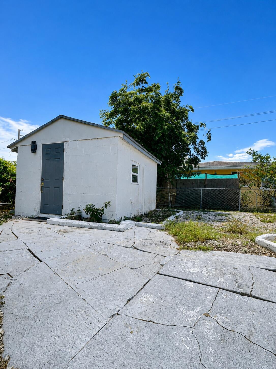 Residence photo 2