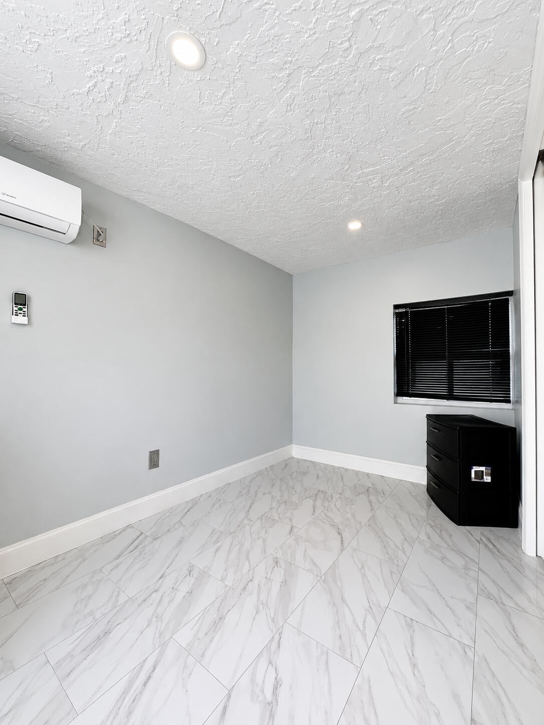 Residence photo 5