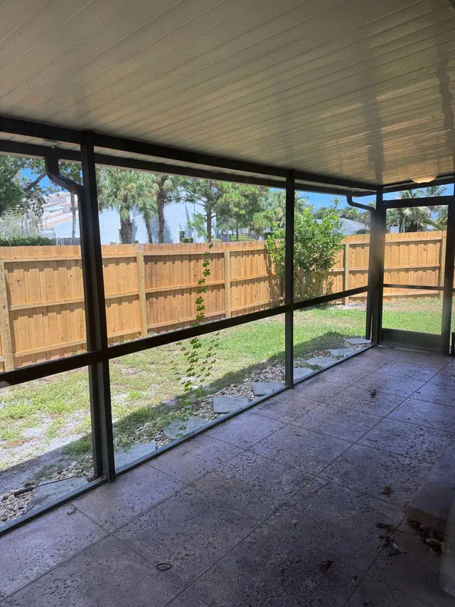 Residence photo 21