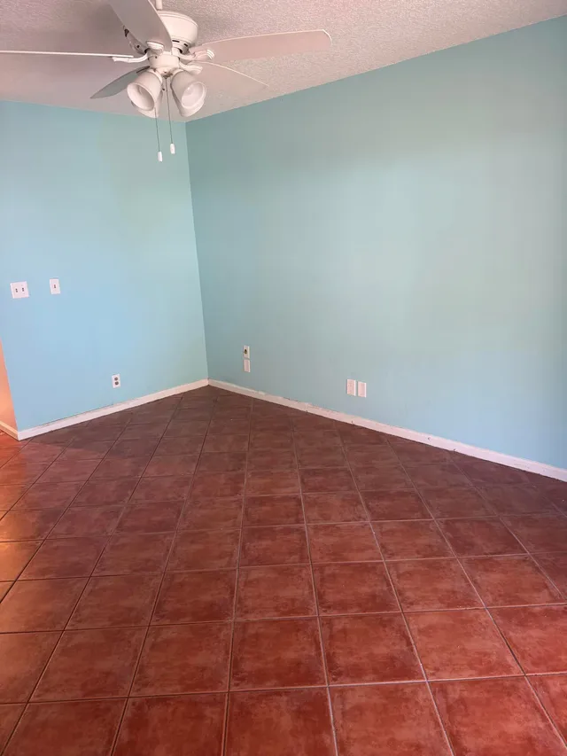 Residence photo 29