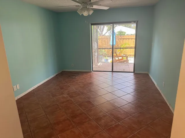 Residence photo 30