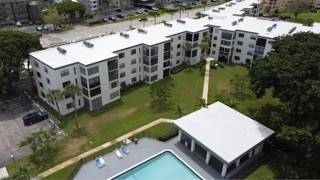 Unit 218 photo 2