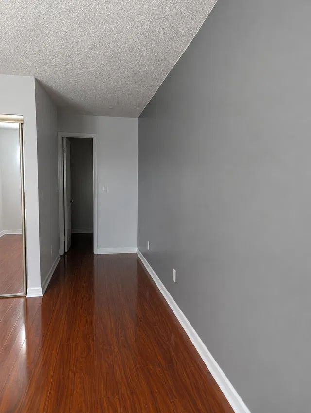 Unit 218 photo 19