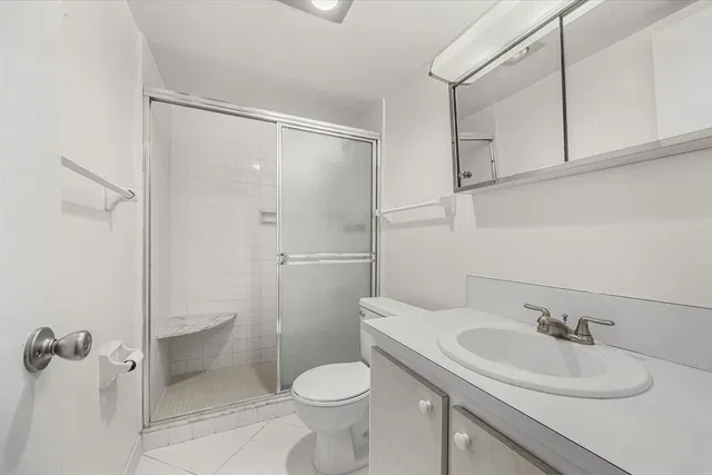  Unit 203M photo 21