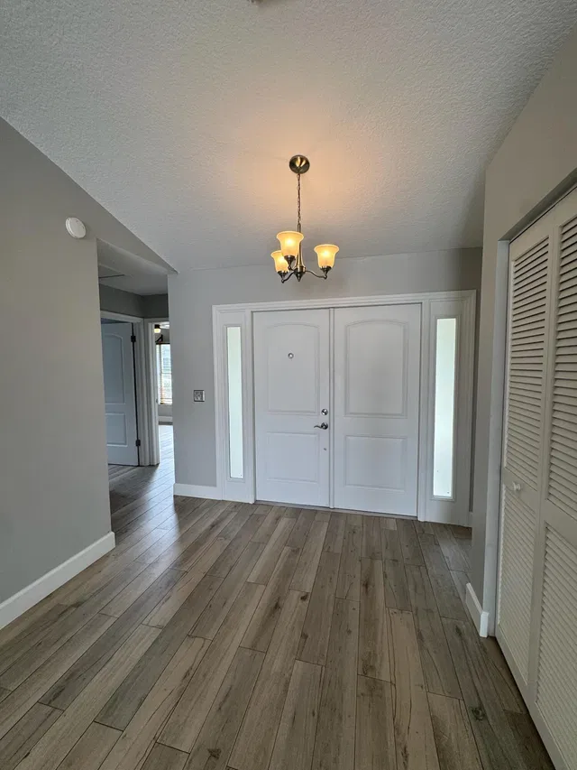 Residence photo 15