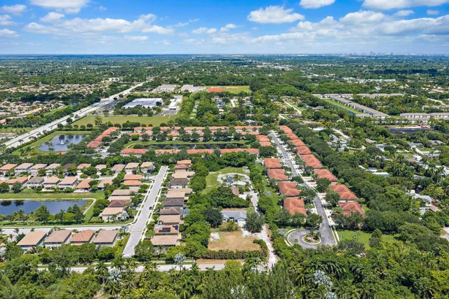 Residence photo 14