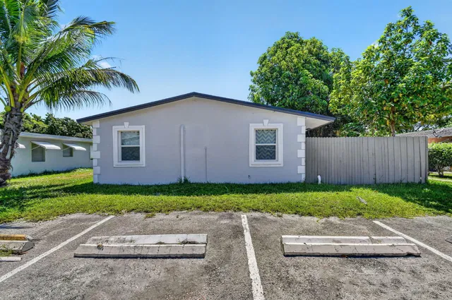 Residence photo 8