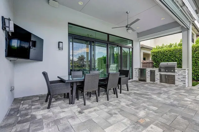 Boca Bridges Residence photo 27