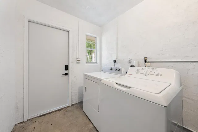  Residence photo 11