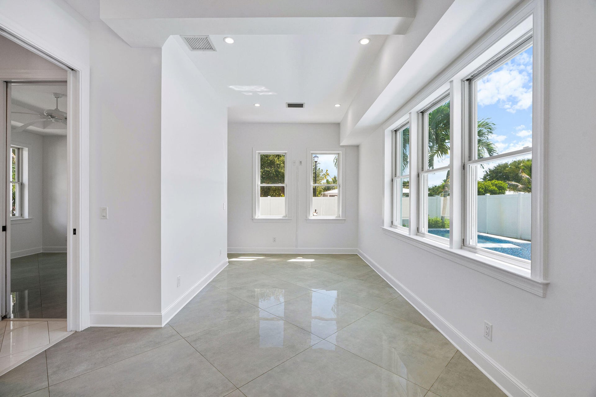 Residence photo 11